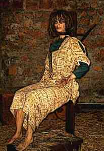 Garrotte-Torture-Device-Used-on-Woman Picture