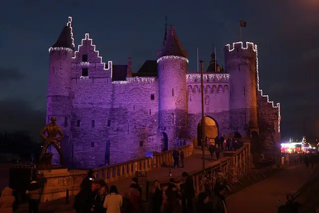 What Did People Gift Each Other for Christmas in Medieval Times? 3 dusk ga222551d0 640